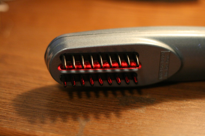 Illustration for article titled Hands On with the HairMax Laser Comb